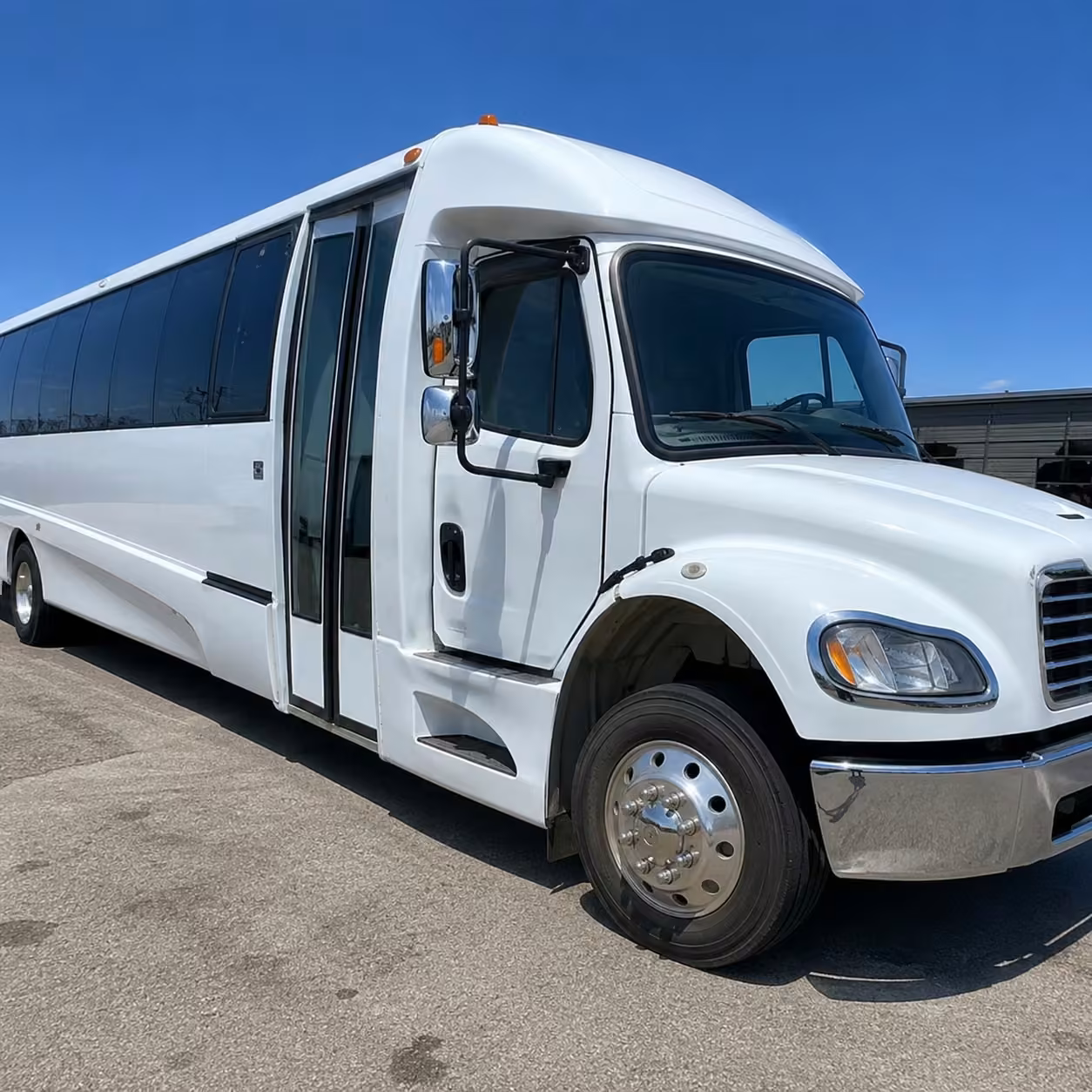 15 passenger minibus