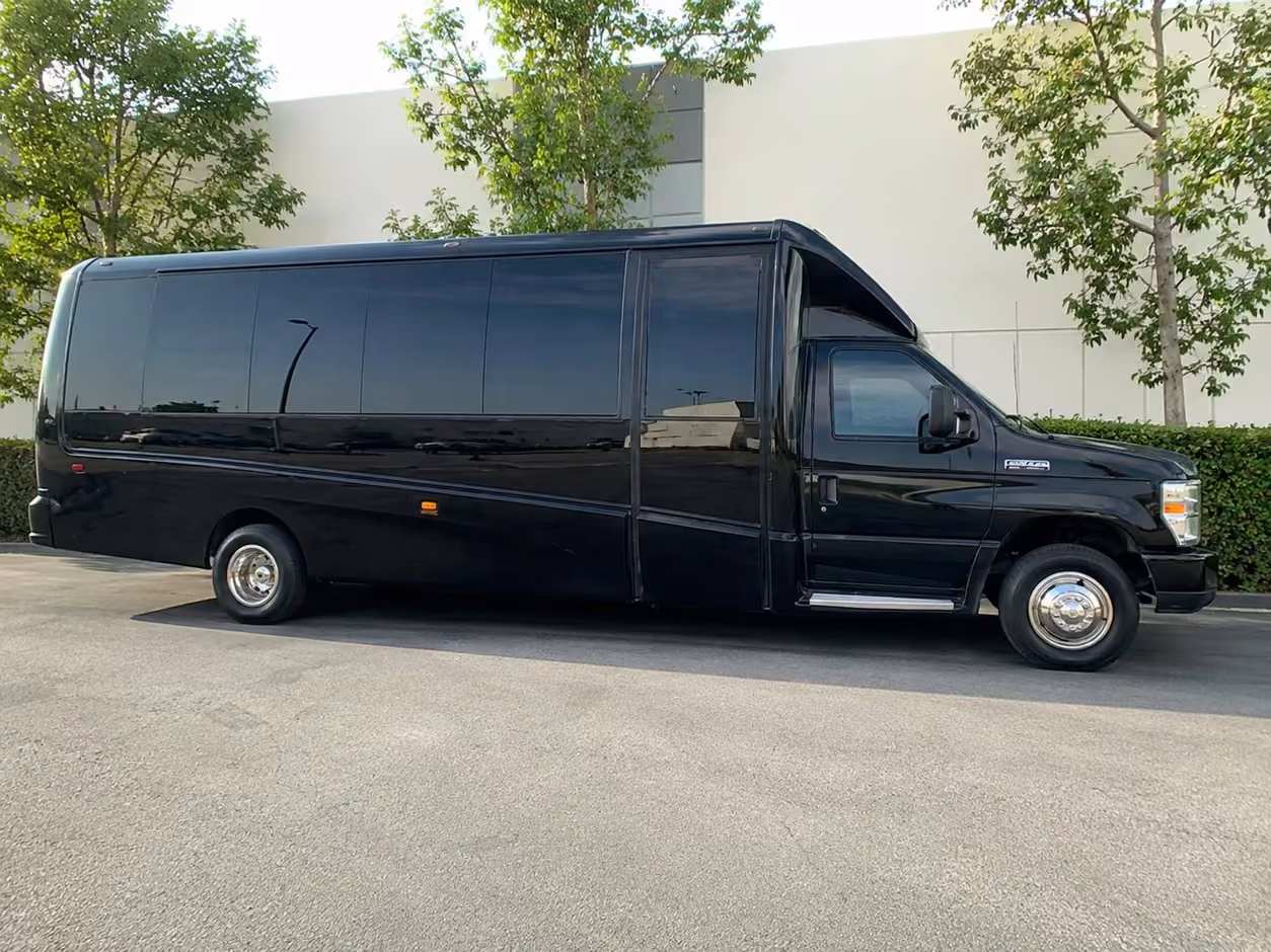 25 passenger minibus
